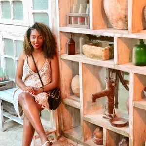 Meet your Posher, Sesen